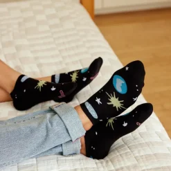 Outlet Ankle Socks That Support Space Exploration Socks