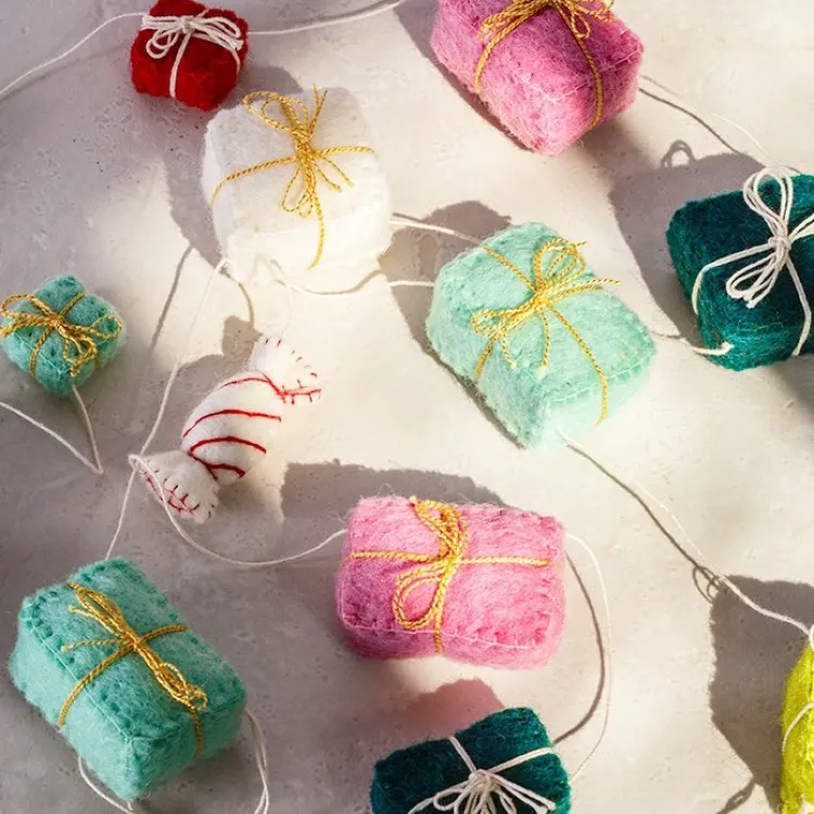 Fashion Felt Gift Package Garland Garlands | Wall Decor