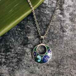 Hot Midnight Swirl Necklace Necklaces