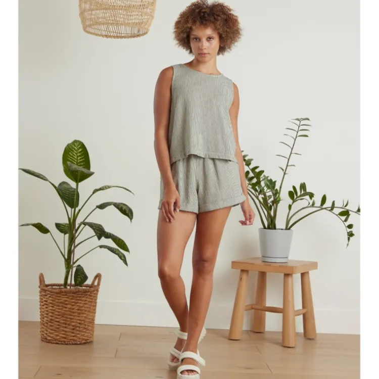 Fashion Oberlin Tank Tops & Tunics