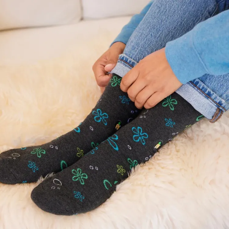 Online Socks That Protect Oceans – SpongeBob Floral Socks