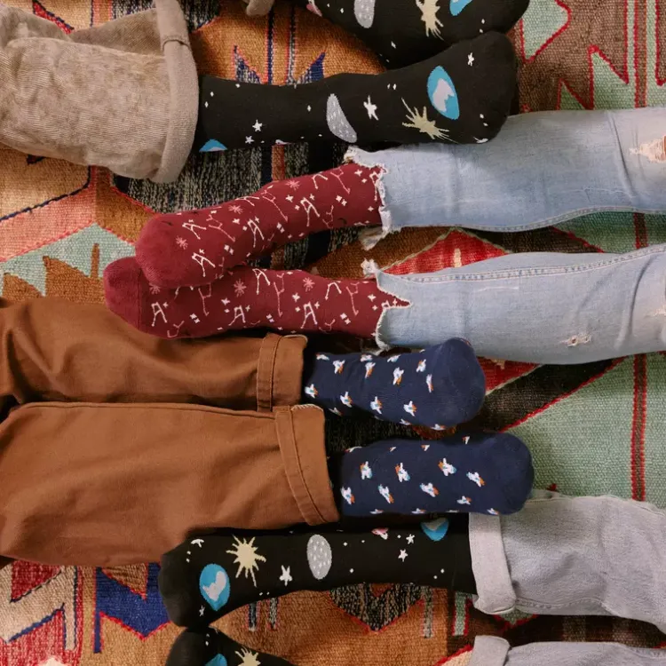 Discount Socks That Support Space Exploration – Galaxy Socks