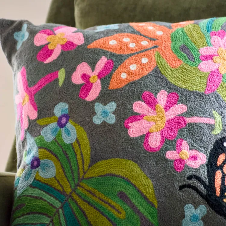Fashion Tahiti 18” Chainstitch Pillow Charcoal Pillows
